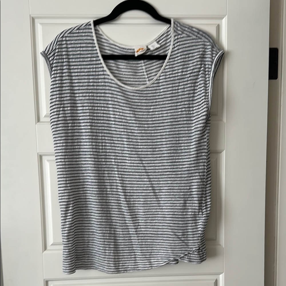C&C California White and Gray Boxy Cap Sleeve T-Shirt